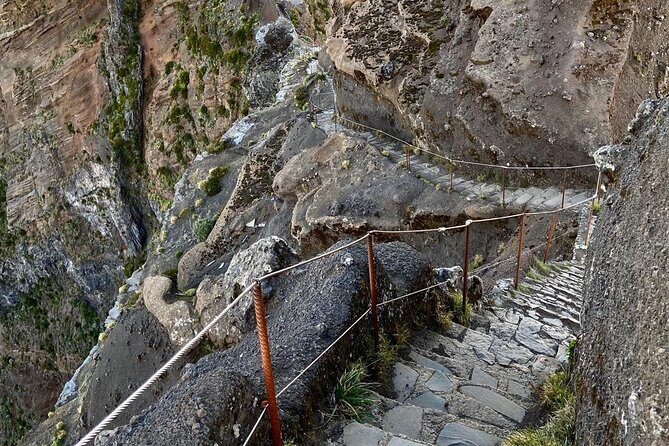 Morning Transfer To Pico Do Arieiro, Hike To Pico Ruivo & Return From Teixeira - Pico Ruivo: Madeira’s highest point and the moment you actually earn the view