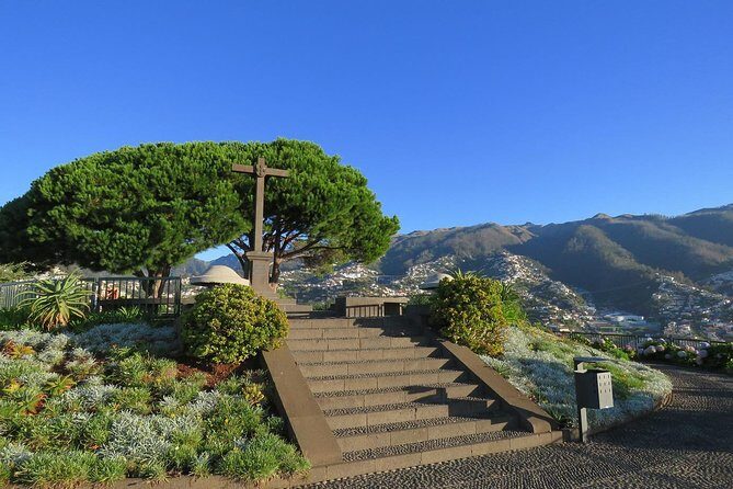 Nun's Valley Open 4X4 Tour - Stop 1: Miradouro Pico Dos Barcelos (the 1950 viewpoint over Funchal Bay)
