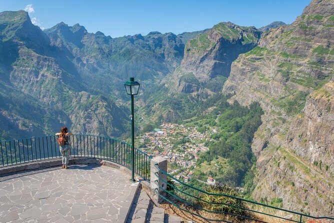 Nuns Valley Tour - Guides make the difference: English varies, but the good ones shine