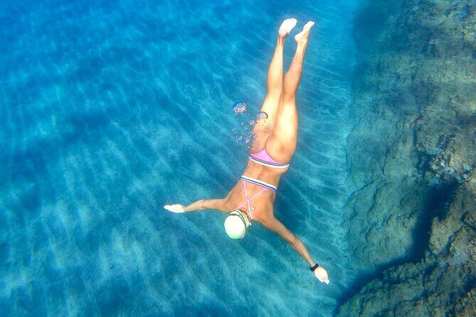 Open-Water Swimming in Madeira - How the 1-Hour Format Works (and Why It’s a Good Deal)