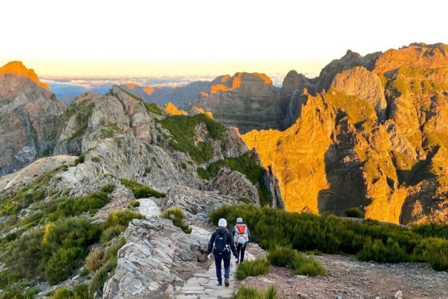 Pico Do Arieiro Pico Ruivo Sunrise or Morning Hike Transfers - Why Pico do Arieiro to Pico Ruivo feels special, even before you hike