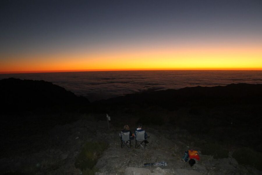 Pico do Arieiro: Private 4x4 Sunrise Trip with Hot Drinks - Sunrise at the top: hot coffee, chairs, blankets, and cloud views