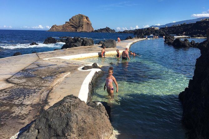 Porto Moniz - Natural Swimming Pools - Encumeada Viewpoint Walk (Caminho Real da Encumeada PR12)