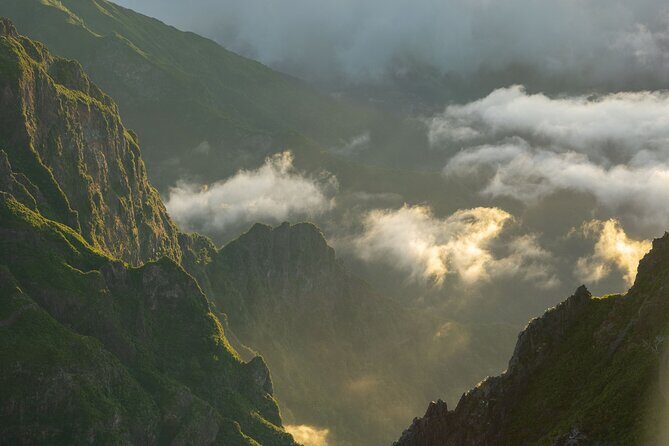 PR1 Sunrise Pico do Arieiro Self-Guided Hiking Transfer - Price and value at about $39.92: what you’re really paying for