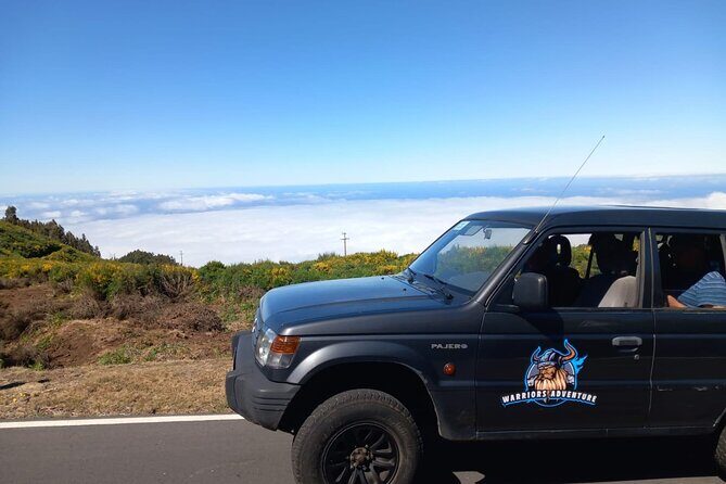 Private 4x4 Jeep Full Day to Santana or Porto Moniz - Balcões de Ribeiro Frio + Levada dos Balcões walk