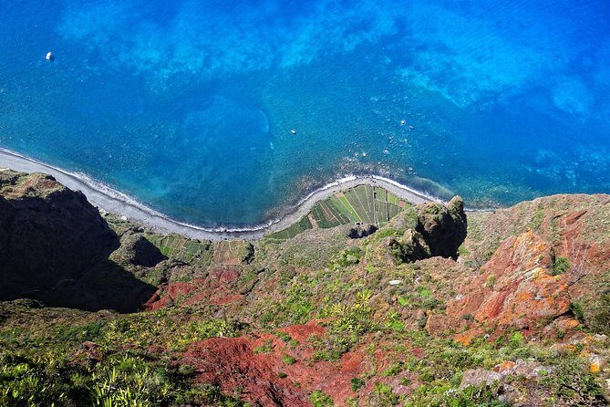Private Cabo Girão Tour by Tukxi - Cabo Girão: timing the viewpoint without feeling rushed