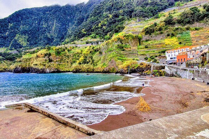 Private Full Day Off-Road Tour in Madeira - The Ponta do Sol climb: drink stop, then up to 1,500m