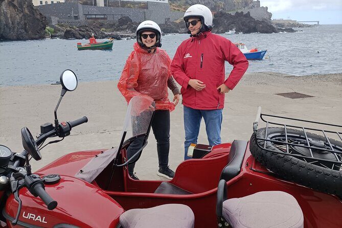 Private Sidecar Tour – Downtown Funchal for 1 or 2 People - Comfort and safety on a sidecar ride