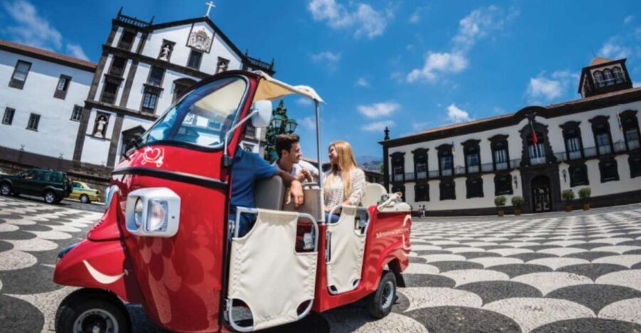 Private Tour:Historical Old Town 1-Hour Tour by Tuk Tuk - Sé District Cathedral Details: Gothic Meets Mudéjar