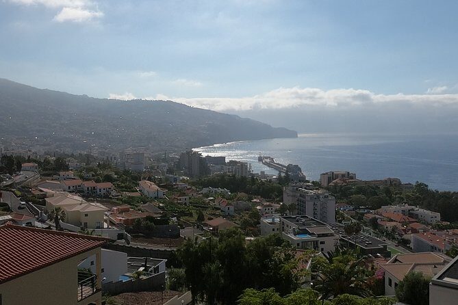 Real Life, Mountains & Sea Cliffs + Lunch + Levada walk - 6 hours - Where the Day Starts: Funchal Pickup and How You’ll Find the Tour