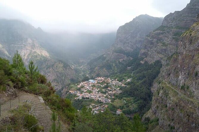 Scenic Route - Nuns Valley Tour - Food, snacks, and café reality in the valley