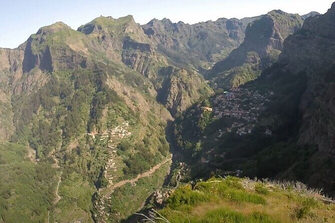 Scenic Route - Nuns Valley Tour - Guides on this route: what the good ones do on the road