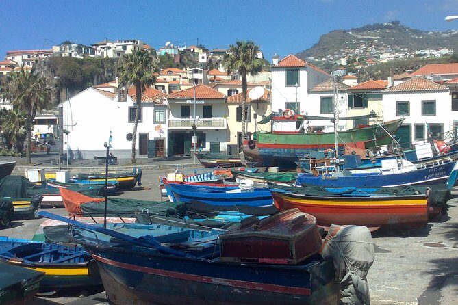 Small Group West Tour Waterfalls & Fanal Forest Tour - Porto Moniz natural swimming pools: where the time actually matters