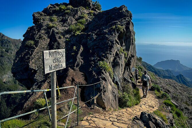 Stairway to Heaven: Pico do Areeiro in Madeira Island - Pedra Rija to the final PR 1 push: don’t burn out too early