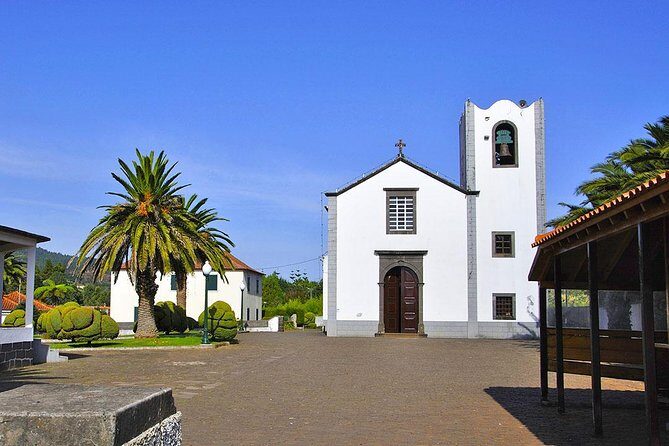 Sunday Market and Gardens Tour - A 3-hour Sunday plan that feels like local rhythm