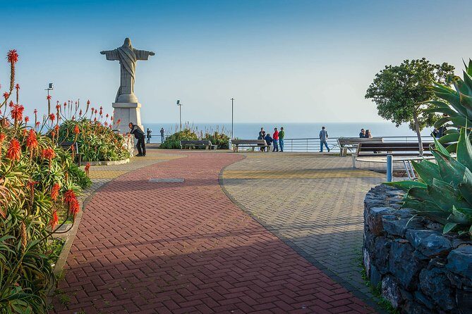 Sunday Market Tour - Madeira Island Excursion - A practical Sunday plan on Madeira, starting at 8:30