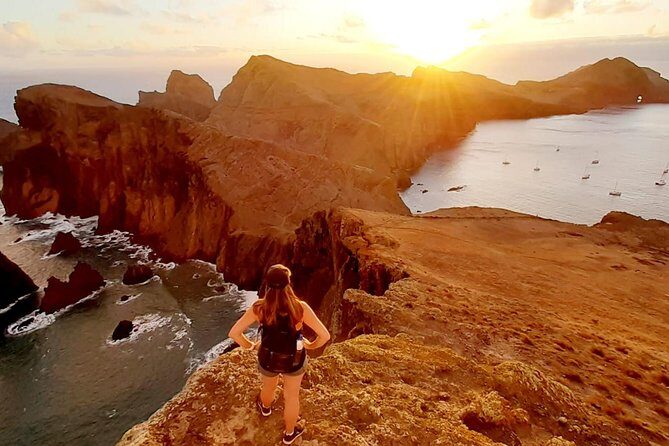 SUNRISE guided HIKE in Ponta de São Lourenço Natural reserve PR8 - Walking the peninsula with a guide so you don’t get lost