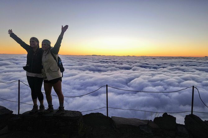 Sunrise Guided Hike PR1 Pico do Areeiro Pico Ruivo small group - Why the PR1 sunrise route is so good (and not just scenic)
