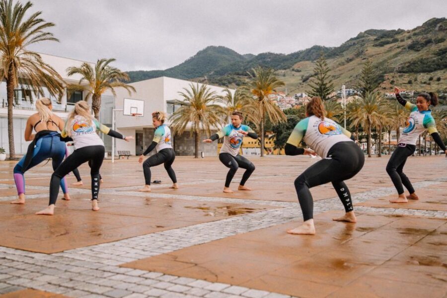 Surf lesson in Madeira - Instructors and languages: real coaching beats guesswork