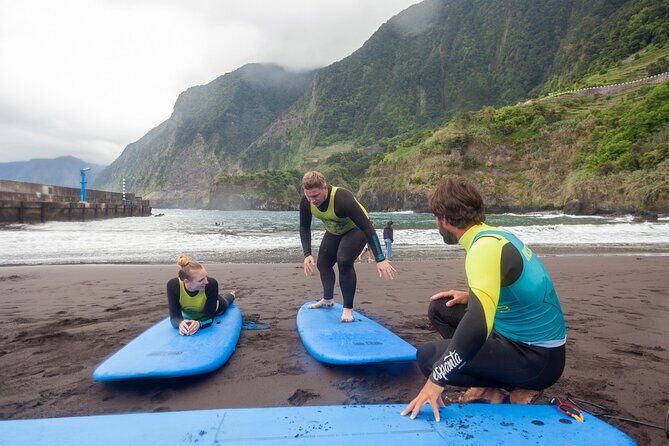 Surfing Lessons in Madeira - Warm-Up, Stretching, and Take-Off Coaching: The Stuff That Prevents Frustration
