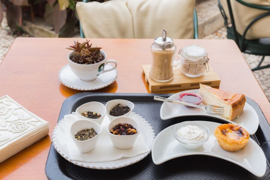 Taste Funchal: food, wine and cultural tour - How the guides turn food into real local context