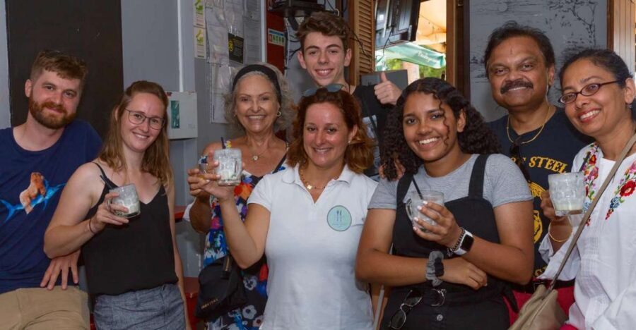 Taste Funchal: food, wine and cultural tour - Getting started: meeting point, walking pace, and what you should wear