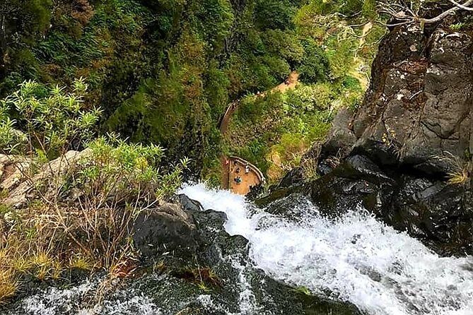 The Lakes Walk - Waterfall time at the Wind Lagoon: when the day clicks